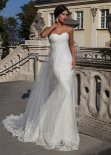 Robe de mariée sirène blanche avec dentelle