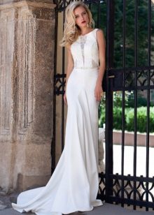 Mariage blanc avec empiècement en dentelle