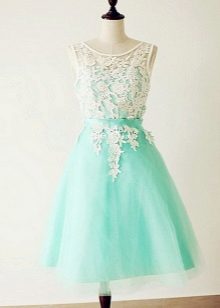 Robe blanche turquoise