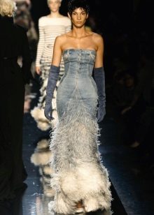 Robe de mariée en jean avec franges