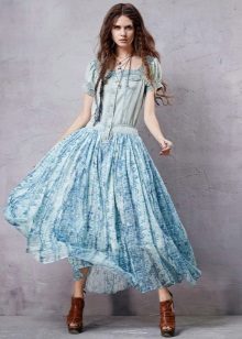 Robe avec un jean