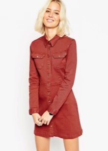 Robe en jean rouge
