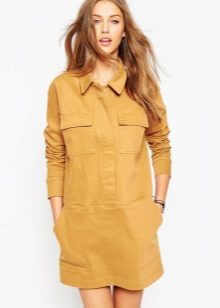 Robe en jean moutarde