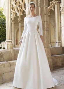 Robe de mariée de Raimon Bundo fermée