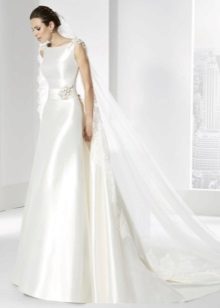 Robe de mariée de Franc Sarabia en satin