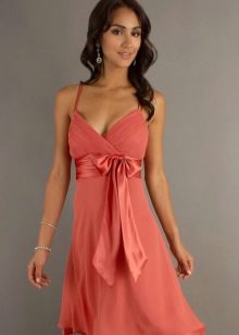 Robe corail rouge en terre cuite