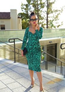 Robe verte à imprimé léopard