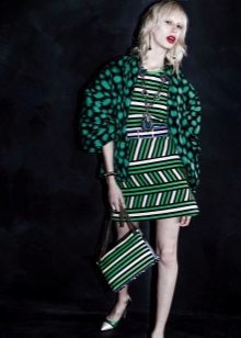 Image du soir avec une cape