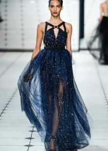 Robe en satin et mousseline