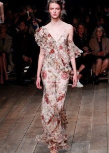 Robe en mousseline à volants
