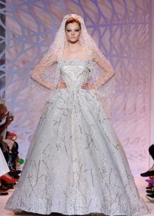 Zuhair Murad esküvői ruha sziluettje