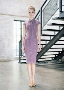 Robe de soirée lilas aux genoux