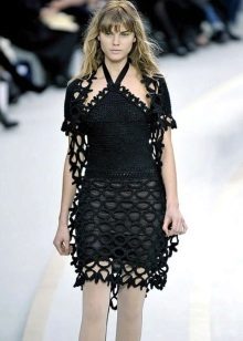 Robe courte en maille noire