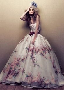 Robe de mariée couleur luxuriante