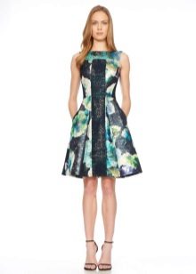 Robe moelleuse avec insert de couleur