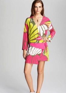 Robe courte de couleur portefeuille