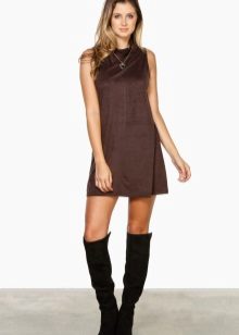 Robe en daim marron