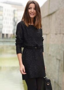 Robe de bureau pour la période automne-hiver
