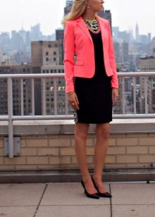 Vêtements d'extérieur à la tenue de bureau