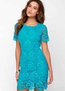 Robe courte en guipure de couleur marine
