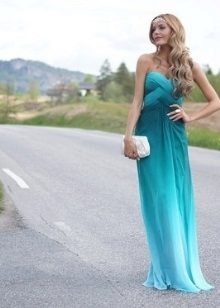  Robe de soirée de couleur aqua avec le passage au bleu