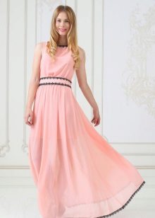 Robe pêche à volants noirs