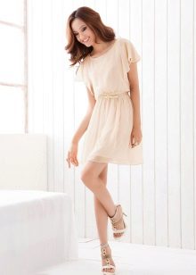 Sandales en robe de pêche beige