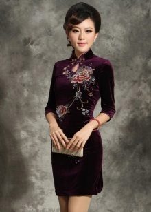 Robe de style chinois avec des manches