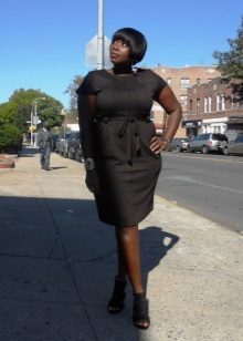 Robe de bureau au style professionnel pour femme avec la figure d'une pomme