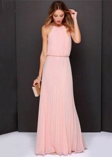 Robe longue avec une jupe et un haut plissé