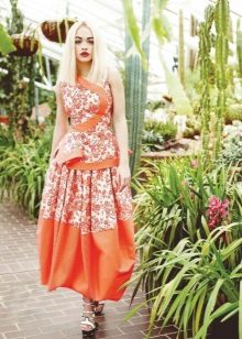 Robe à la mode orientale par Antonio Berardi