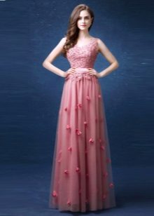 Robe rose à paillettes