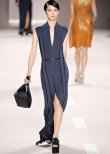 Tenue de sport pour la fête