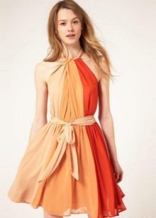Robe combinant trois couleurs - terre cuite, beige, laiteuse