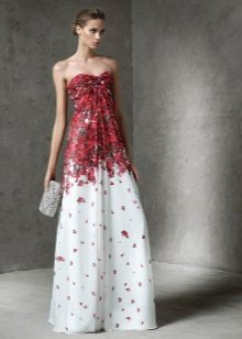 Robe blanche à imprimé bordeaux
