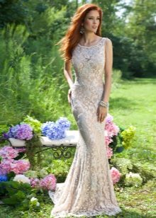 Robe en guipure bon marché au sol