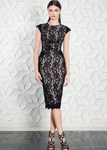 robe de cocktail noire en guipure