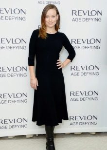 Robe noire pour femme type couleur été