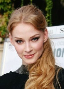 Maquillage Smoky Eyes pour femmes blondes pâles Type de couleur Printemps