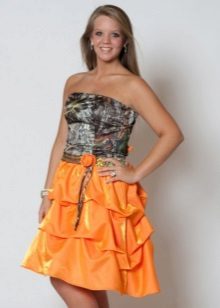 Robe camouflage avec jupe orange