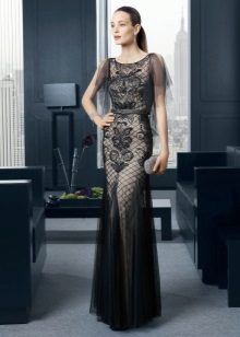 Robe de soirée en dentelle au sol