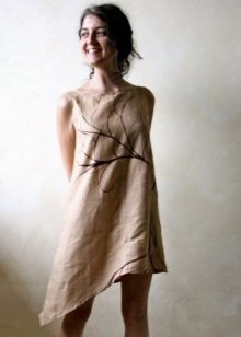 Tunique en lin à fond asymétrique