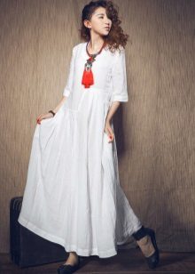 Robe longue en lin blanc