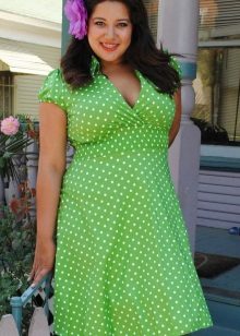 Robe courte à pois taille haute verte et blanche pour femmes grasses