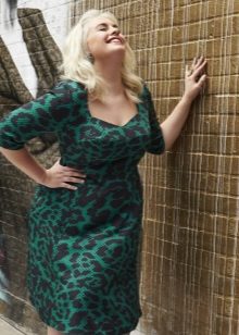Robe de bureau Tracezia verte avec un imprimé noir pour un look parfait