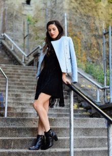 Vêtements d'extérieur à la robe trapèze