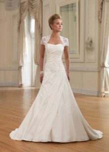 Robe de mariée A-ligne avec des lacets