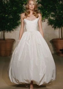 Robe de mariée avec jupe tulipe
