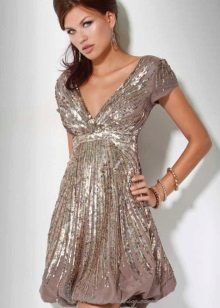 Robe ballon à col en V