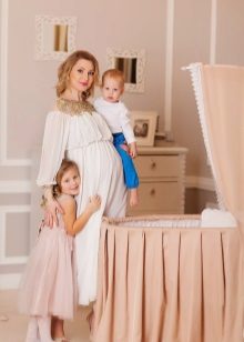 Robe blanche pour des séances photo